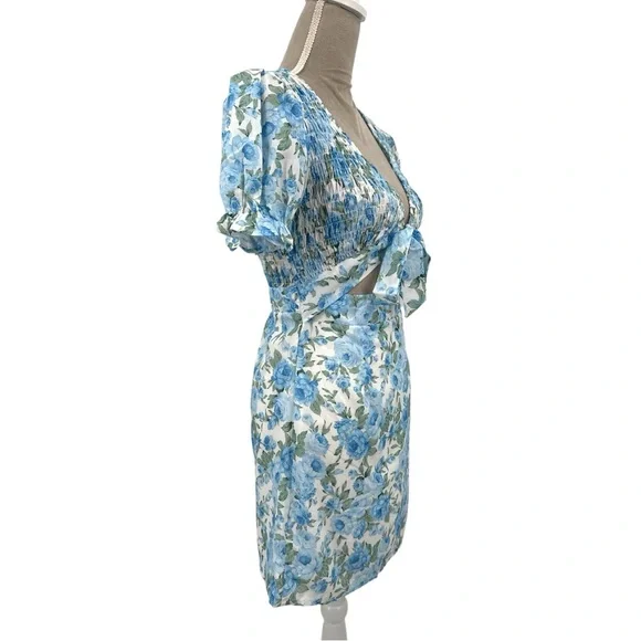 Hello Molly Picnic Loving Tie Front Dress - Blue Floral Print - Size Small - NWT - Picture 7 of 15
